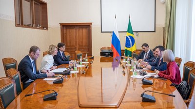 Оксана Лут и Луис Руа обсудили расширение сотрудничества России и Бразилии в сфере АПК
