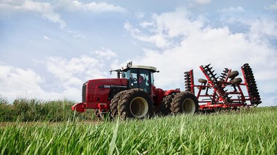 Кредитование сезонных полевых работ увеличилось на 33,2%