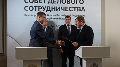 Нижегородский Минсельхоз заключил соглашение о сотрудничестве по развитию центра капремонта с Минским тракторным заводом