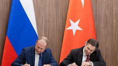 Россия и Турция подписали меморандум о поставках минеральных удобрений