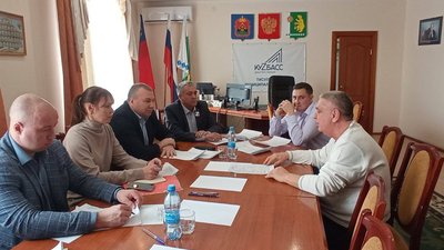 Продолжаются выездные совещания с кузбасскими аграриями