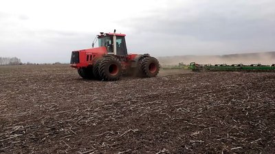 Штат механизаторов Турковского района Саратовской области полностью укомплектован для проведения весенних полевых работ