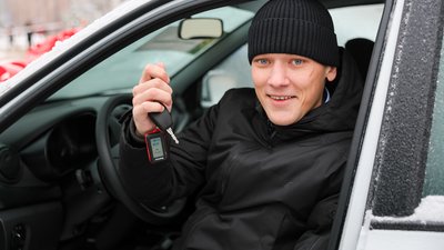 Лучшим труженикам агропромышленного комплекса Красноярского края подарили автомобили