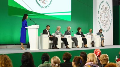 Роль женщин в АПК обсудили на выставке «Золотая осень – 2022»