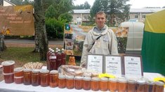 В Вологодской области определили лучшего пчеловода