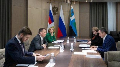 Дмитрий Патрушев обсудил направления развития АПК Белгородской области с главой региона Вячеславом Гладковым