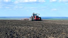 Растениеводы Красноярского края получат поддержку на проведение полевых работ