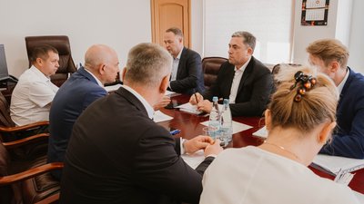 Максим Увайдов ознакомился с развитием АПК Орловской и Курской областей
