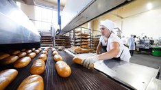 Кузбасские производители наращивают поставки продовольствия в торговые сети региона