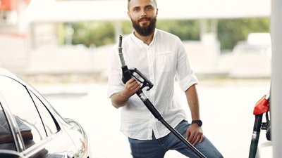 В Алтайском крае цены на бензин и дизтопливо ниже средних по СФО