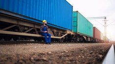 Экспорт зерна из России по железной дороге приблизился к рекорду