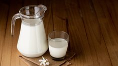 В сельхозорганизациях и КФХ Псковской области за 3 месяца получено 53,5 тыс. т молока