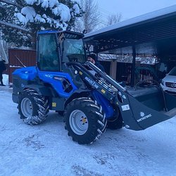 Шарнирно-сочлененные мини-погрузчики MultiOne: мощность, манёвренность и безграничная функциональность