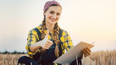 Студенты Башкирии смогут найти работу на лето с помощью сервиса Россельхозбанка