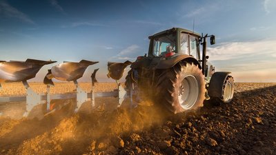 Переход на газомоторное топливо позволит сократить расходы в АПК на 100 млрд рублей в год