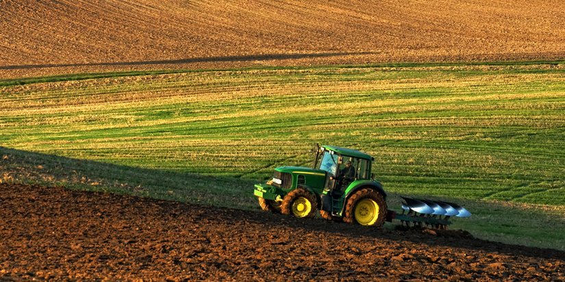 Россельхозбанк и Ассоциация крестьянских (фермерских) хозяйств Курской области подписали соглашение о сотрудничестве