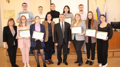 Донские студенты получат именные стипендии РСХБ