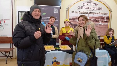 Утро посетителей Сырной биржи началось с мантуровского сыра: новый участник проекта «Вкусные пятницы» представил свою продукцию в Костроме