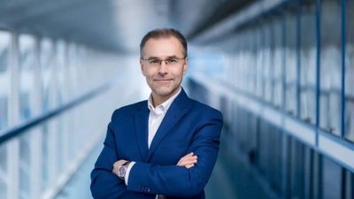 Директором по операционной деятельности компании «Балтика» на территории Южного региона, включая управление пивзаводом «Южная Заря 1974» назначен Владимир Чтецов