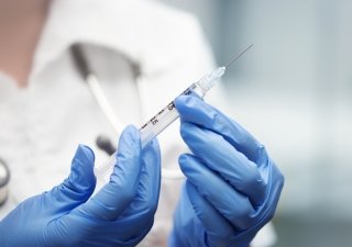 Новая вакцина: создан инновационный биопрепарат для АПК России