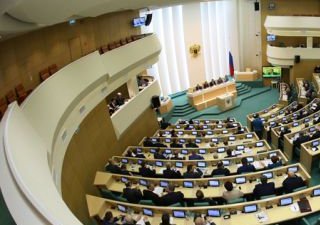 «Слово за президентом»: Совет Федерации одобрил закон об органике