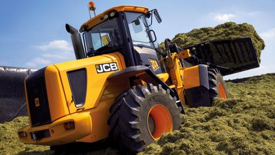 JCB приняла участие в автопробеге «Дорогу молоку!»