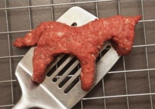 Скандал с кониной в Британии сильно ударил по продажам красного мяса