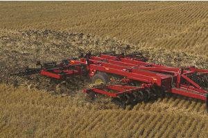 AGCO представляет новые модели дисковых глубокорыхлителей Challenger 