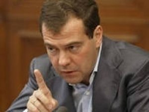 Медведеву рассказали о врагах молочного животноводства