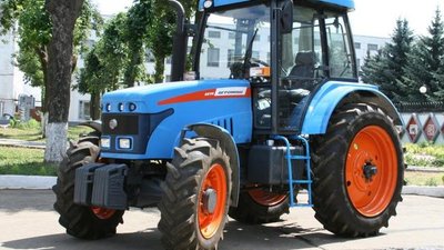 АГРОМАШ – трактор наш