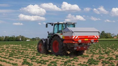 Более дюжины новинок от Kverneland будут представлены на Agritechnica 2017