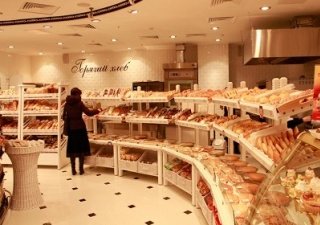 Сетевые магазины превращают хлеб в мусор