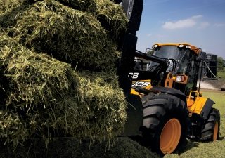 Машины JCB Agri – герои полей