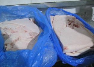 Более 39 тонн шпика свиного не допущено к реализации