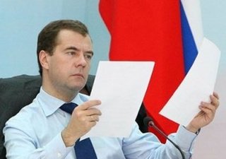 Дмитрий Медведев: нам нужна новая программа увеличения производства молока