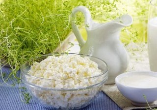 Самые «неблагополучные» продукты - творог, йогурты, молоко, икра и рыба
