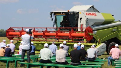 CLAAS: TUCANO и JAGUAR вызвали большой интерес на Дне поля в Сибири