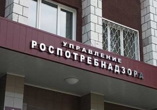 Роспотребнадзор назвал самыми опасными продуктами молоко и рыбу