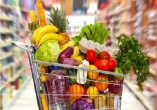 По пути к россиянам продукты дорожают троекратно