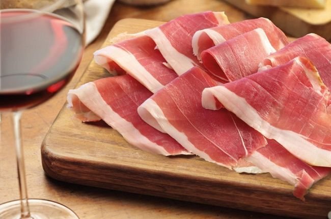 АЧС угрожает французским производителям мясных деликатесов