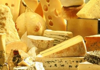 Россия может ввести запрет на поставку мяса и сыров из Польши