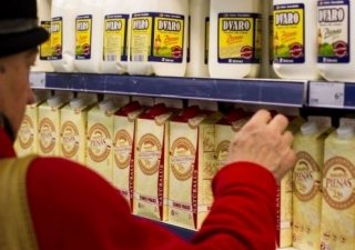 Литовские молочники, не впускаемые в Россию, нашли для своей продукции новые рынки