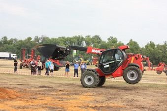 Телескопические погрузчики Manitou приняли участие в выставке «Всероссийский день поля 2018»