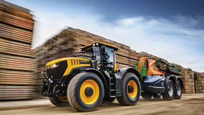 JCB Fastrac 8000 идет в Россию