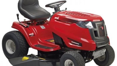 На выставке-продаже «Урожай-2016. АгроПродЭкспо» представлены садовые тракторы, которые облегчат труд фермера