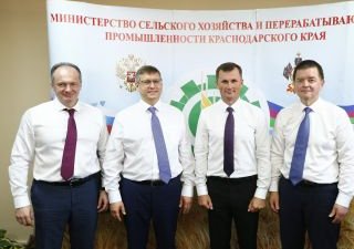 Россельхозбанк, КубГАУ и Администрация Краснодарского края подписали соглашение о реализации проекта «Школа фермера»