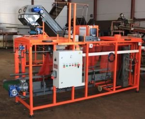 Машина для упаковки в сетку УМС -25