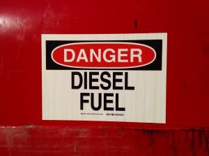 Экспортные поставки нефтепродуктов на базисе CIF (D2, JP-54, RON-95)