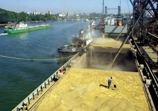 Среди экспортеров зерна России прочат третье место