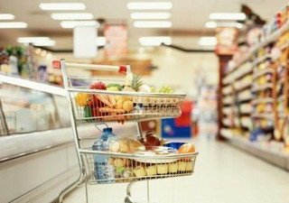 РФ сняла запрет на поставку украинских продуктов в Крым